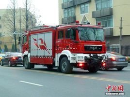 雙車頭消防車 現代消防領域的高效創新利器