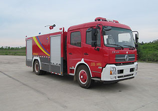 水罐消防車(chē) 現(xiàn)代消防體系中的基礎(chǔ)與中堅(jiān)力量